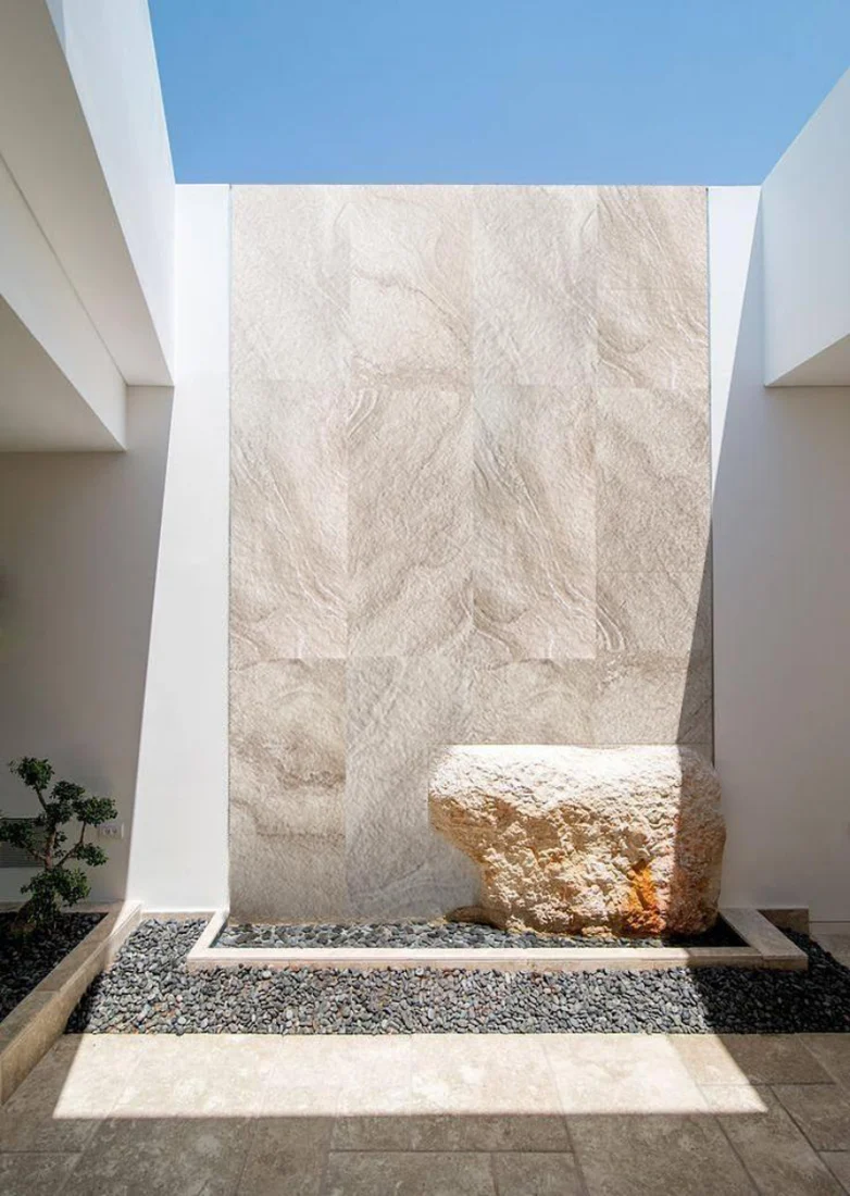 Stream lime stone